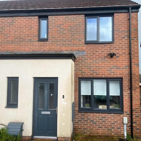 Village House St Mellons - Close To A48 And M4 Cardiff Ngoại thất bức ảnh
